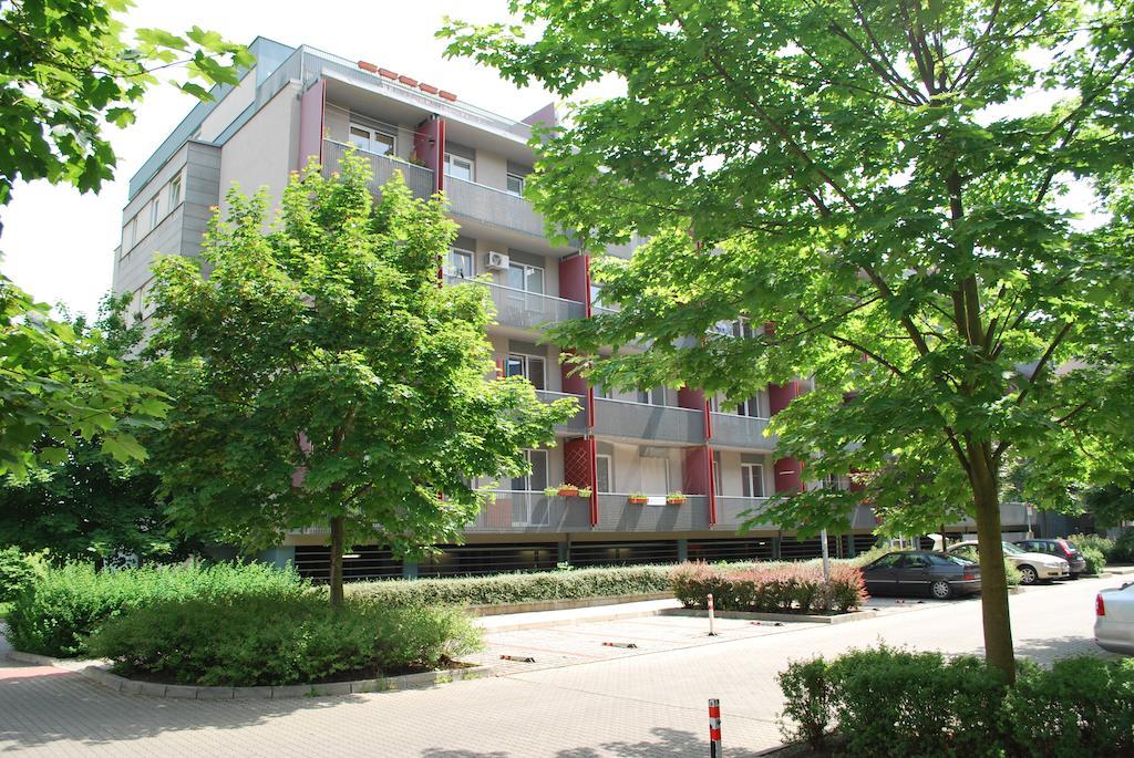 Chotesovska Apartment With Parking Place Praga Cameră foto